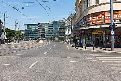 《最终幻想纷争》免费新手游公布 首领讨伐型团队战